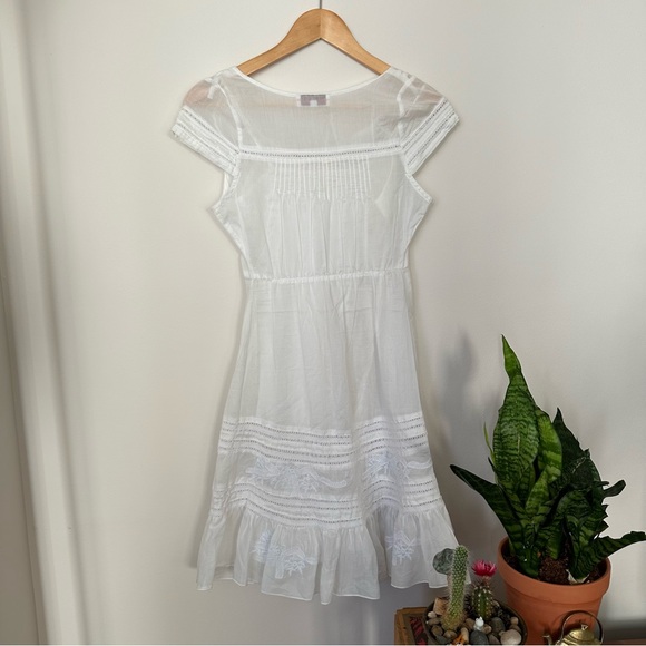 Lady Dutch Delicate Embroidery Cotton Boho Dress - Picture 3 of 9